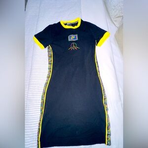NIKE: Black/Multi-Color Dress - Size M